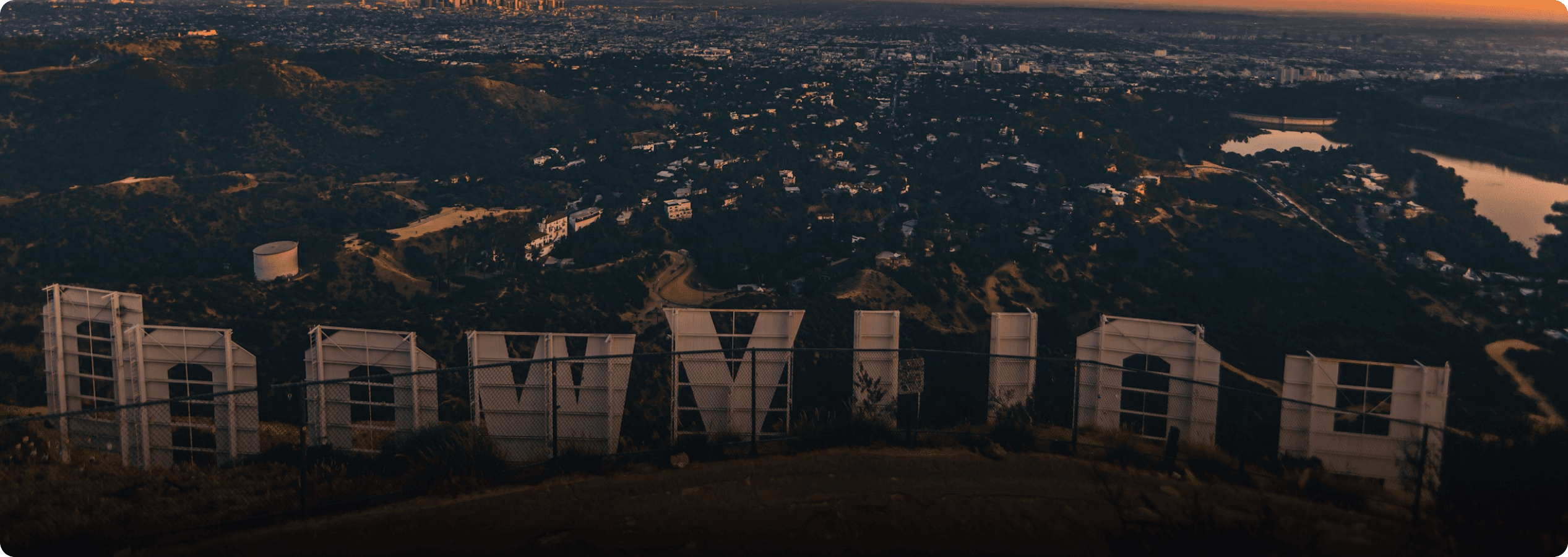 Hollywood sign Tour